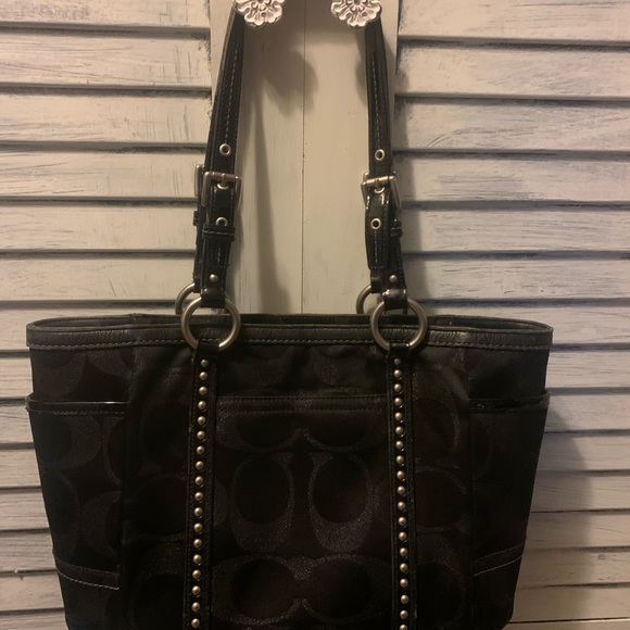 Authentic Coach - Picture 4 of 6